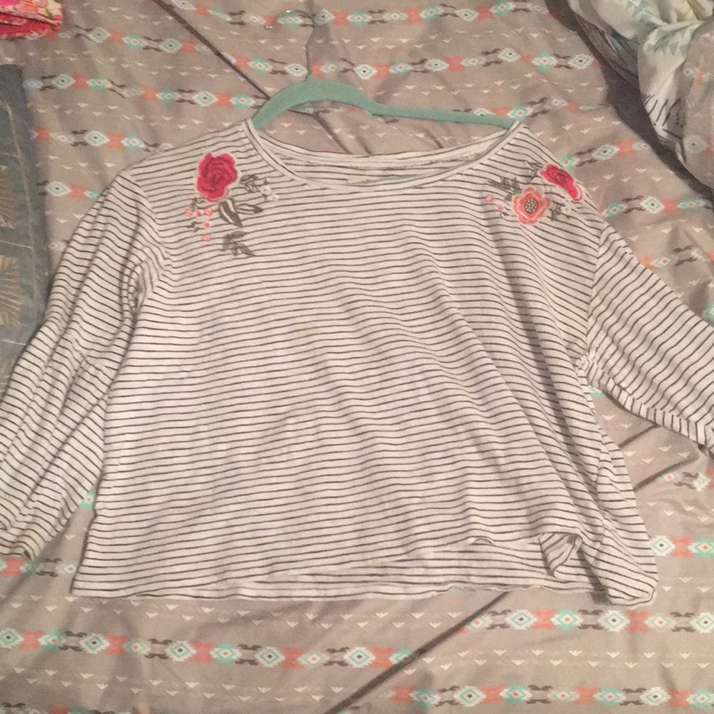 Black and white strip long sleeve